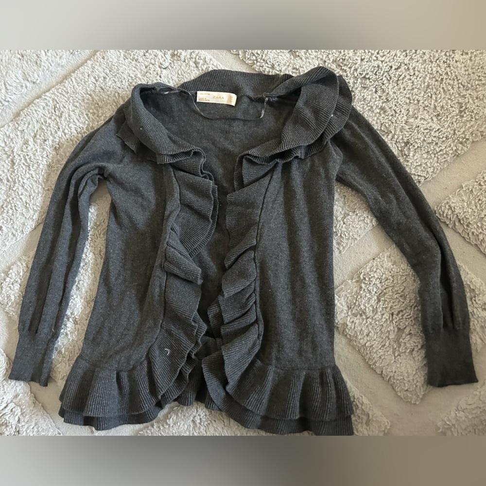 Zara Y2K Gray Ruffled Cardigan Women’s Small